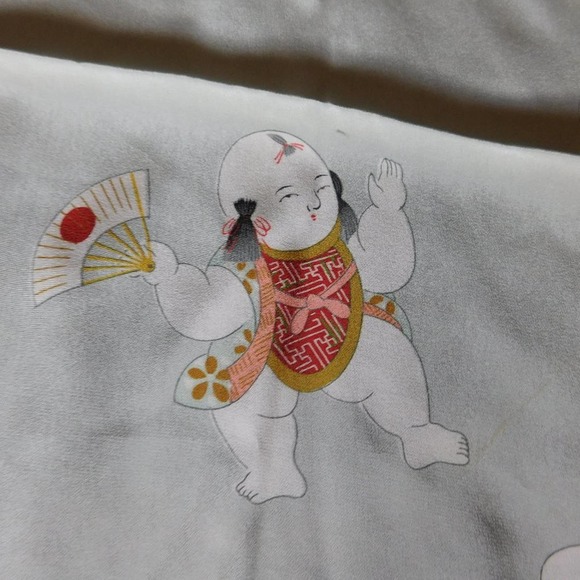 VINTAGE JAPANESE PRINT SILK SCARF - Picture 7 of 7